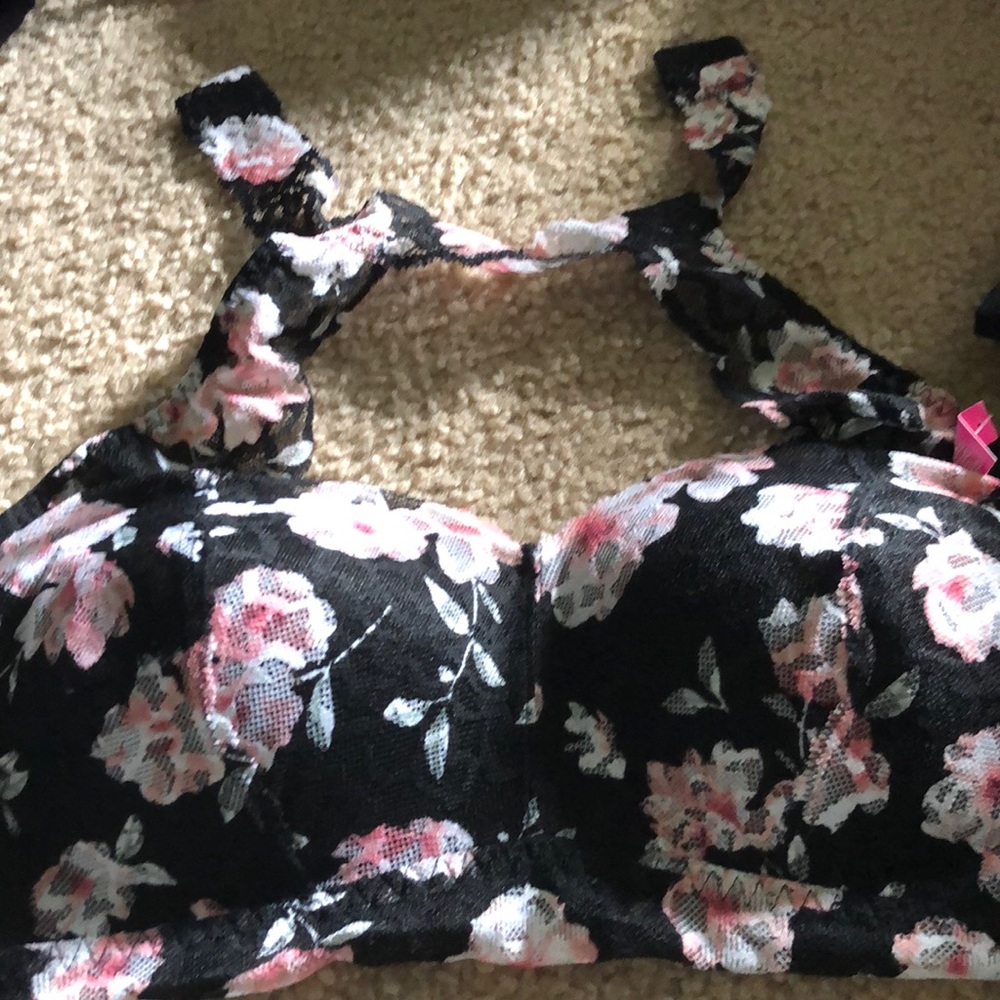 Pink push up bra
